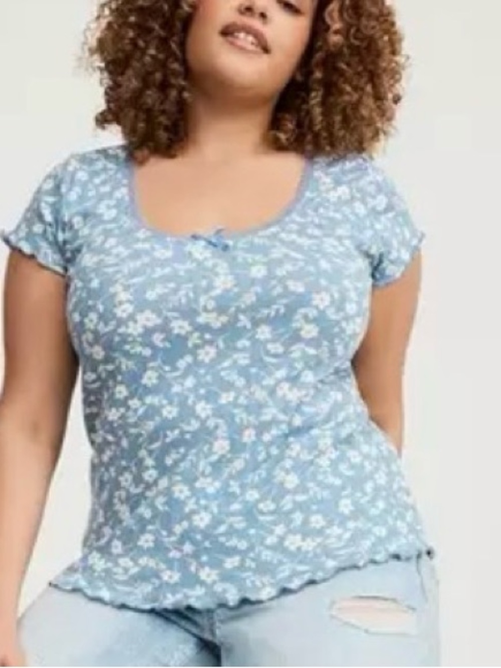 ✨NWT✨Torrid | Blue/White Floral Print Lace-Trim Fitted Scoop-Neck Tee Sz 00=M/10